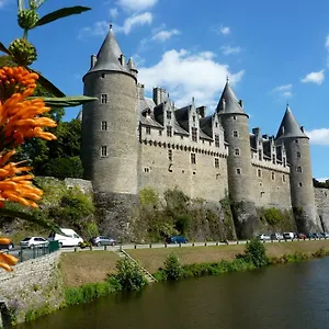 Holiday home Church View ., Josselin